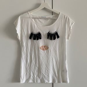 Cute white tee shirt